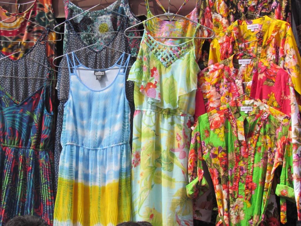 10 Awesome Places for Shopping in Delhi That You Can't Miss