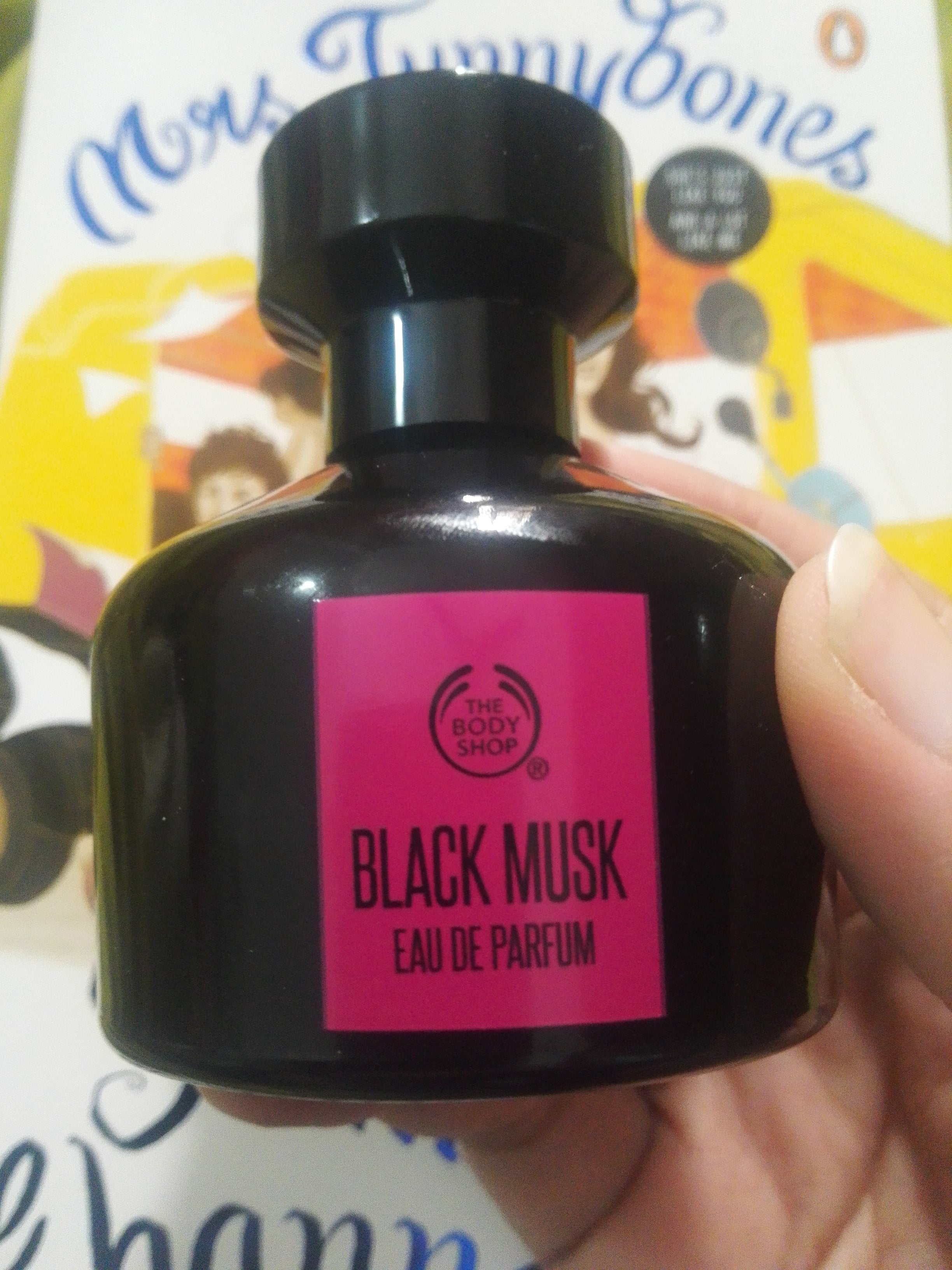 body shop perfume black musk review